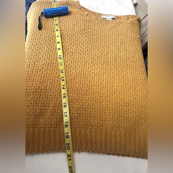 🛍️ Mustard yellow FAVLUX sweater size S. - Picture 13 of 13